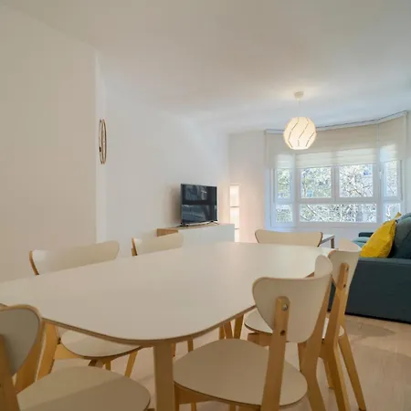 Cozy In With Kitchen Apartment Malaga